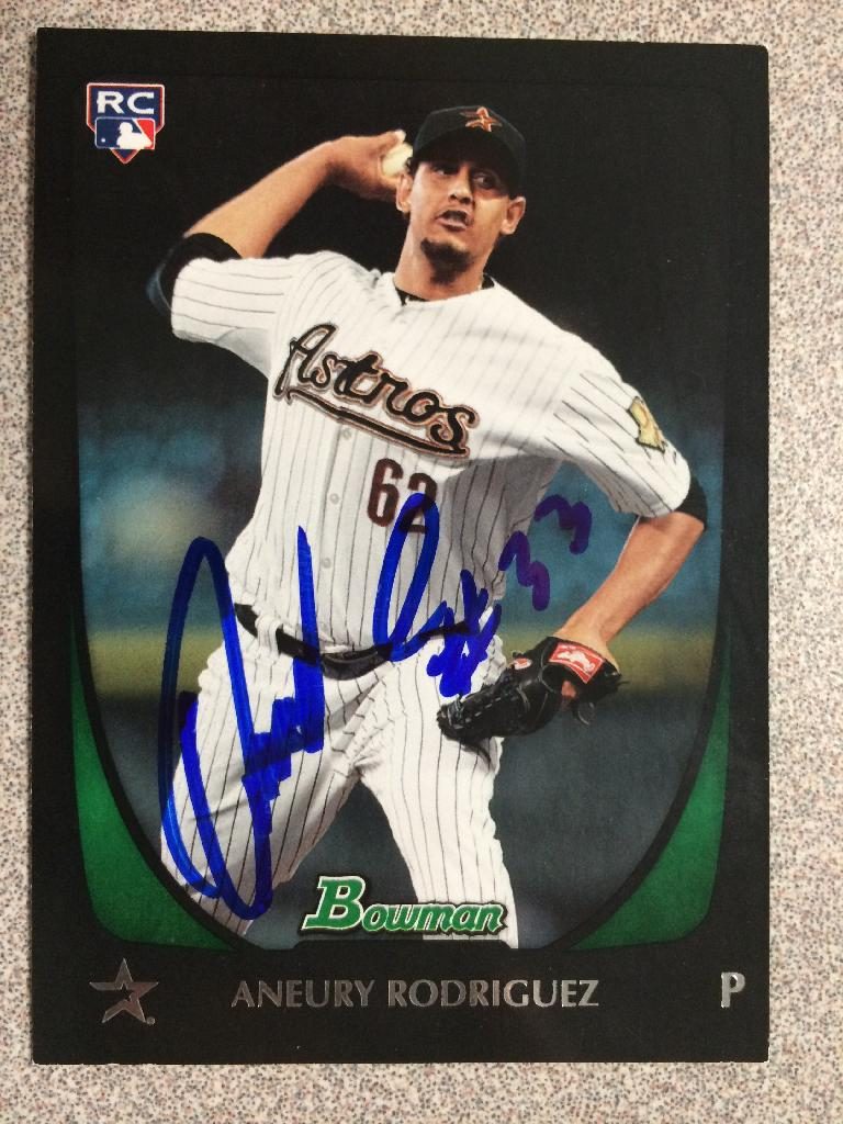 Aneury Rodriguez autograph in the Astros A to Z collection