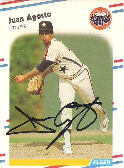 Juan Agosto autograph in the Astros A to Z collection
