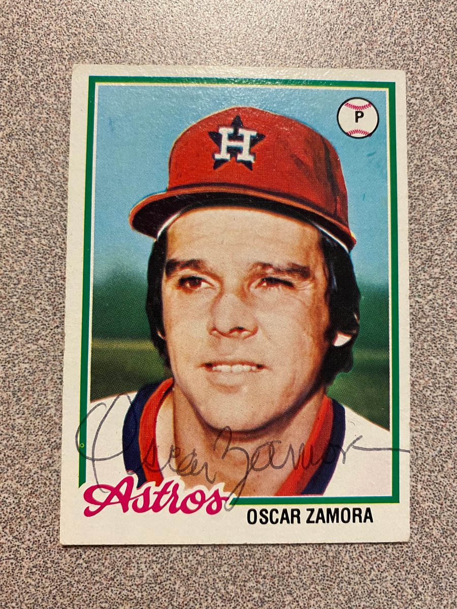 Oscar Zamora autograph in the Astros A to Z collection